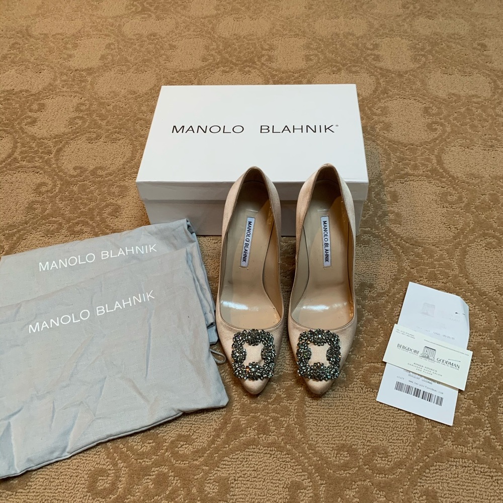 Manolo Blahnik hangisi champagne satin pumps - Picture 2 of 8